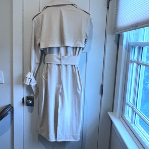 COPY - Susana Monaco Belgian Creme Trench Coat - Picture 8 of 8